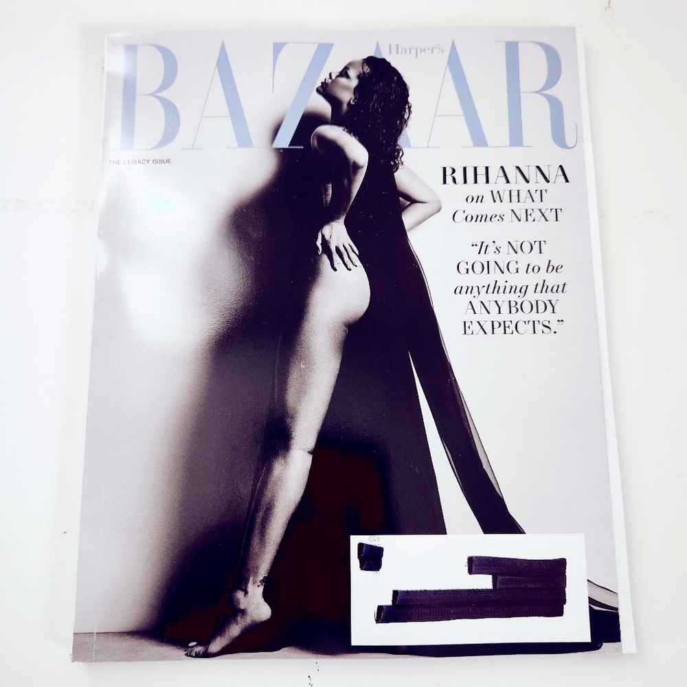 🍭7/$15 Harper's Bazaar Magazine March 2025 Rihanna
